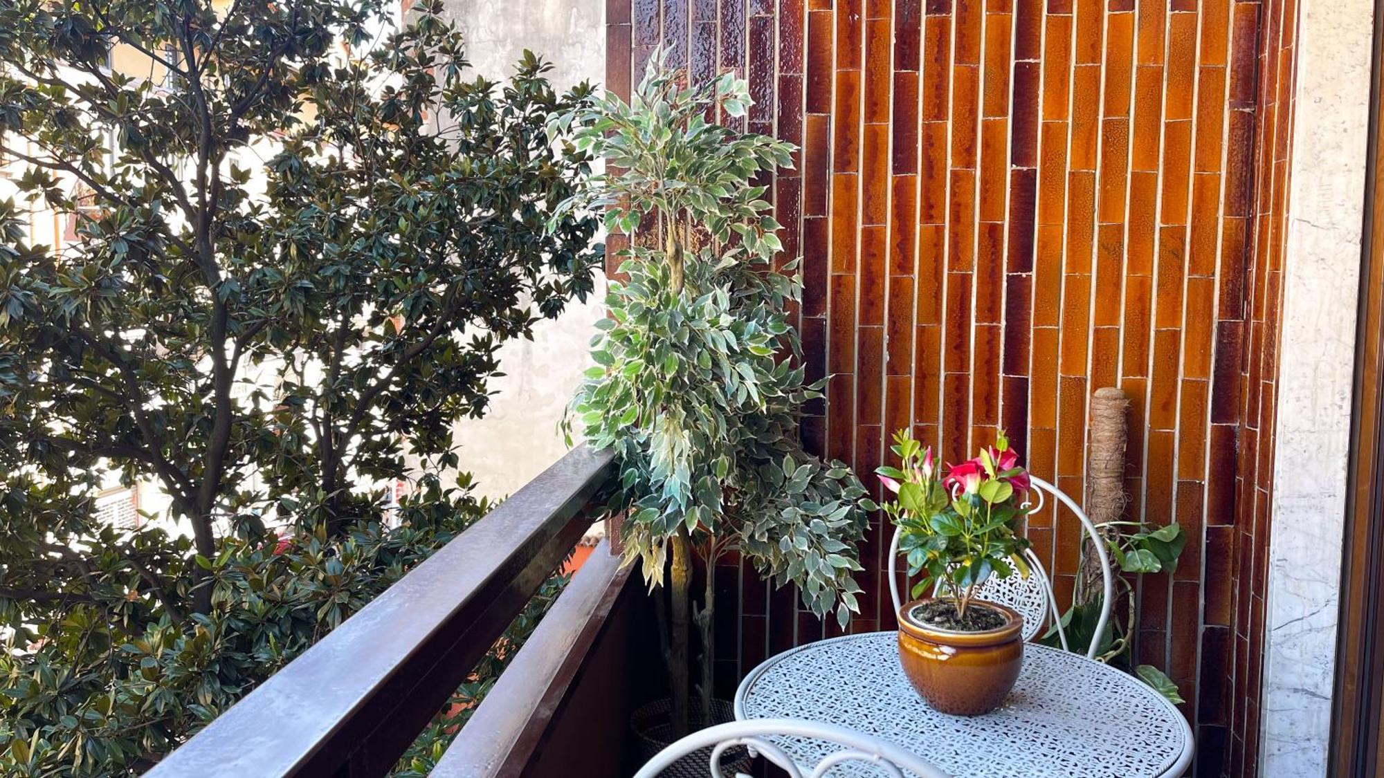 Green Oasis In The Center Of Milan Apartment Exterior photo