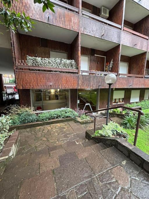 Green Oasis In The Center Of Milan Apartment Exterior photo